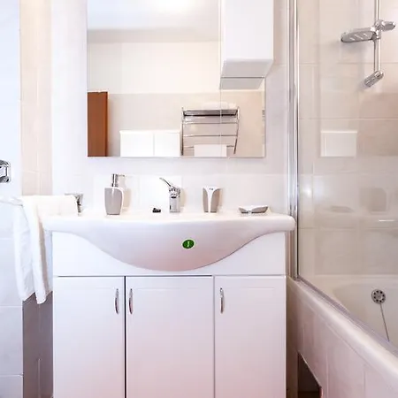 Diana Boulevard Zára